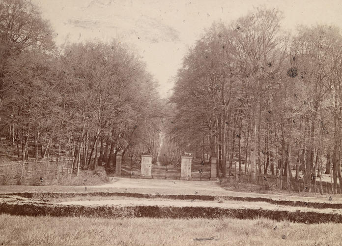 Entrance to the deerpark at Schloss Neustrelitz Entrance to the deerpark at Schloss Neustrelitz