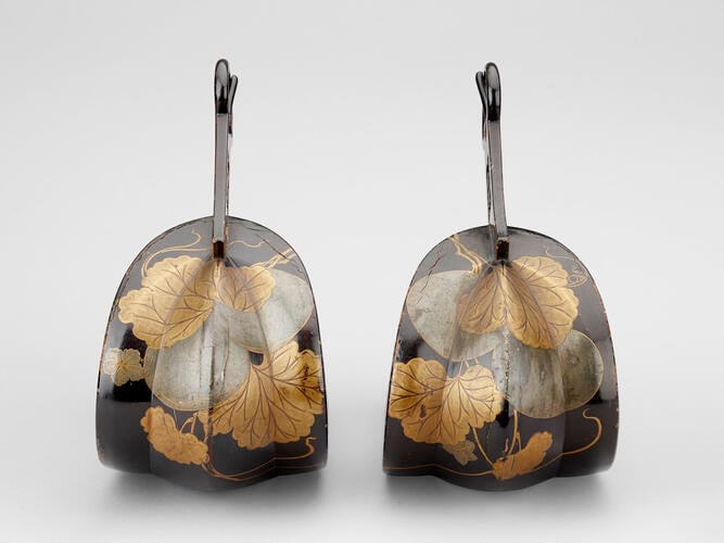 Pair of stirrups (abumi) Pair of stirrups (abumi)