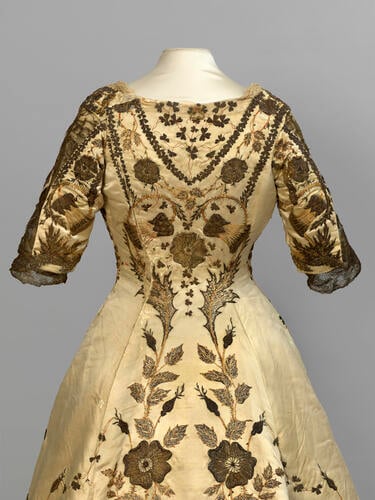 Queen Mary's Coronation Dress