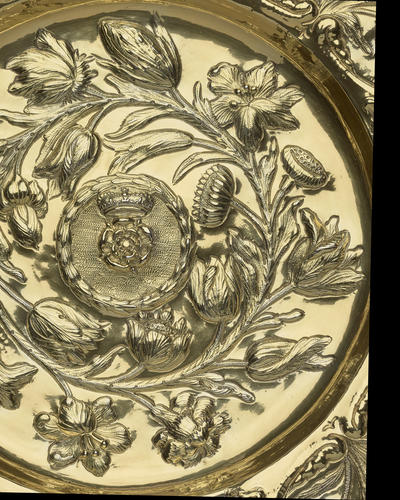 Master: Pair of altar dishes Master: Pair of altar dishes