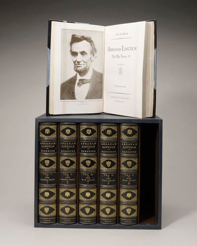 Abraham Lincoln : the prairie years; v. 1 / Carl Sandburg