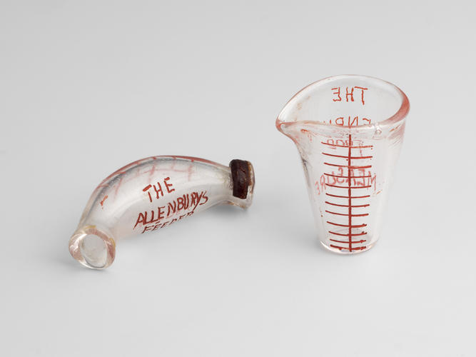 Measuring jug and feeding bottle Measuring jug and feeding bottle