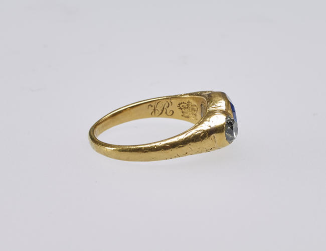 Ring