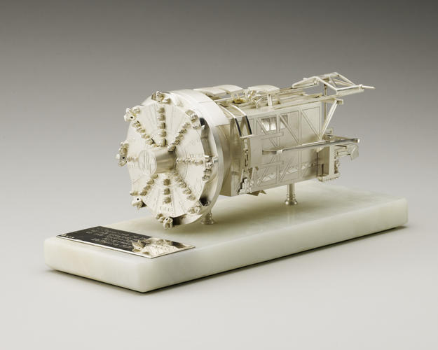 Model of a tunnelling machine