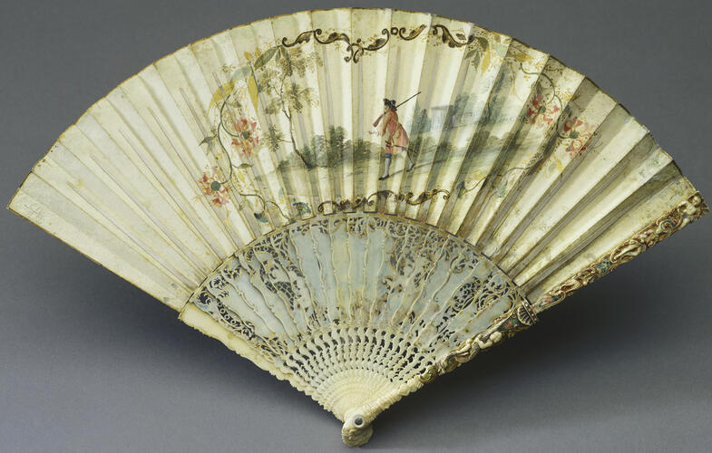 Fan depicting 'The Siege of Barcelona, 1714'