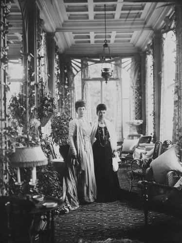 Queen Alexandra and Dowager Empress Marie Feodorovna of Russia, Hvidore